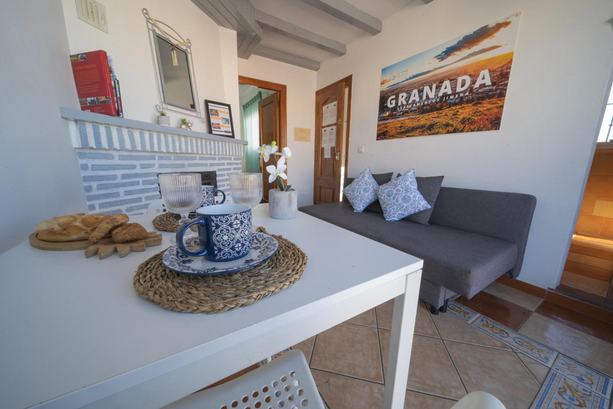 Atico Jimena Granada En El Centro De Nerja Appartement Kamer foto