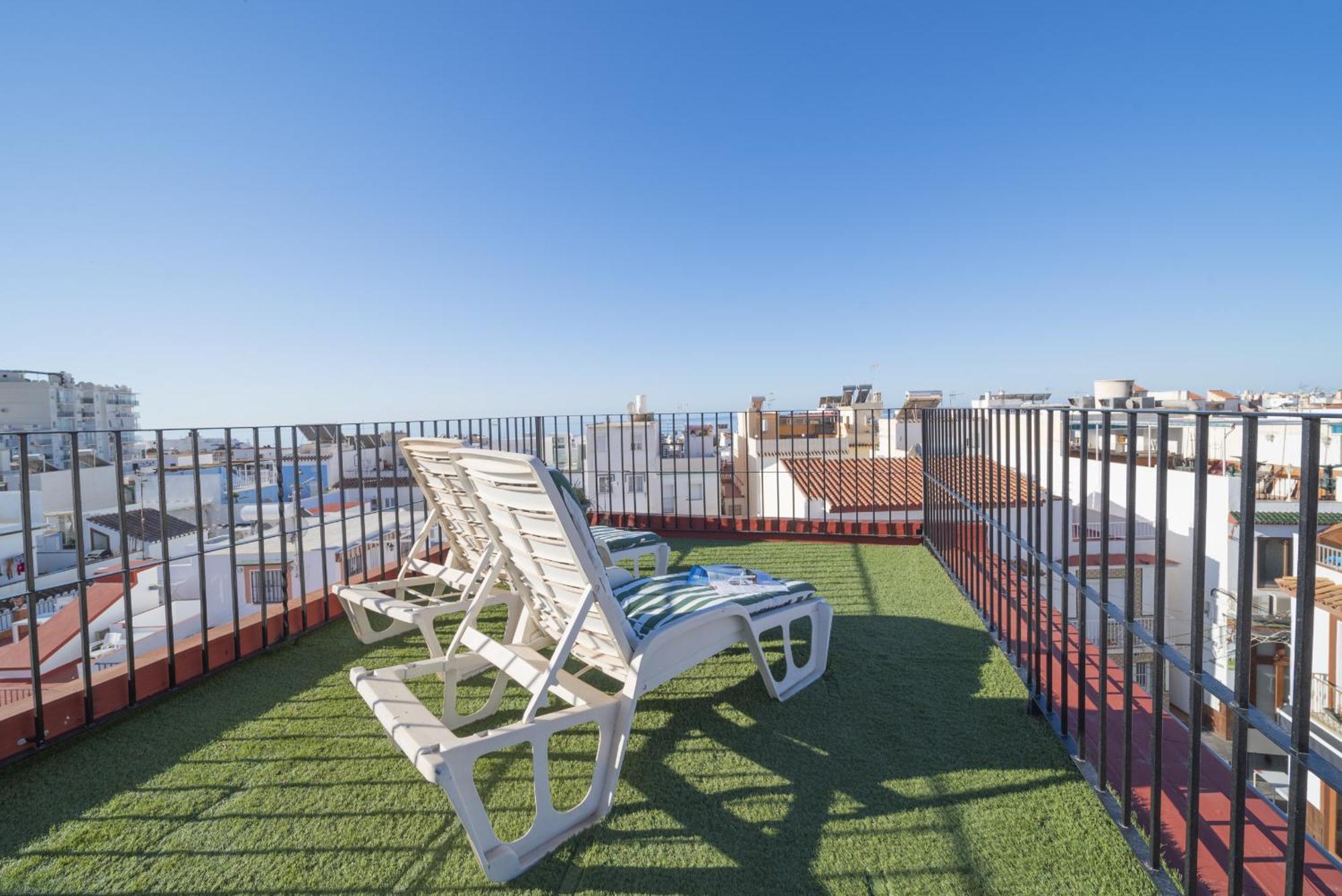 Atico Jimena Granada En El Centro De Nerja Appartement Kamer foto