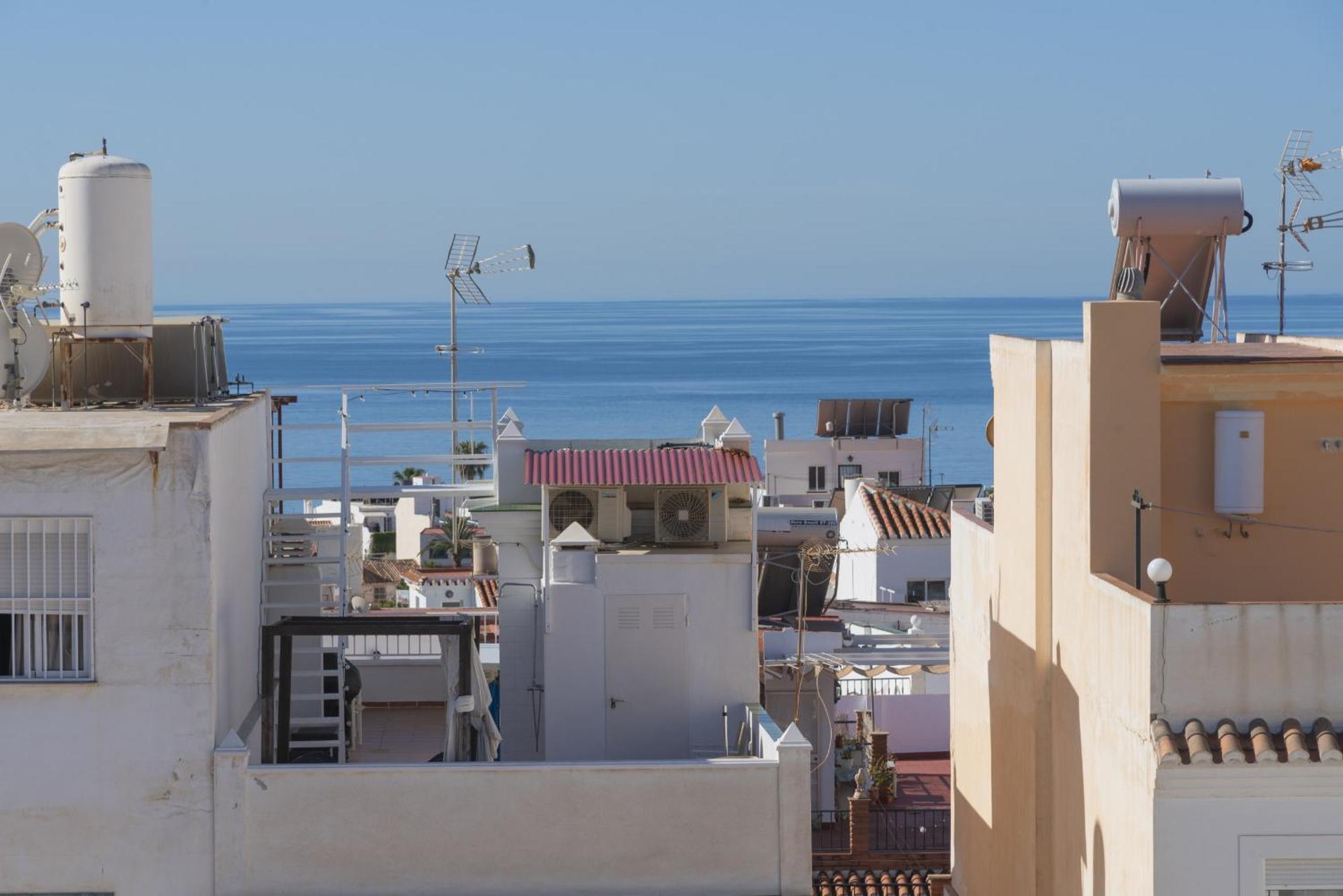 Atico Jimena Granada En El Centro De Nerja Appartement Kamer foto