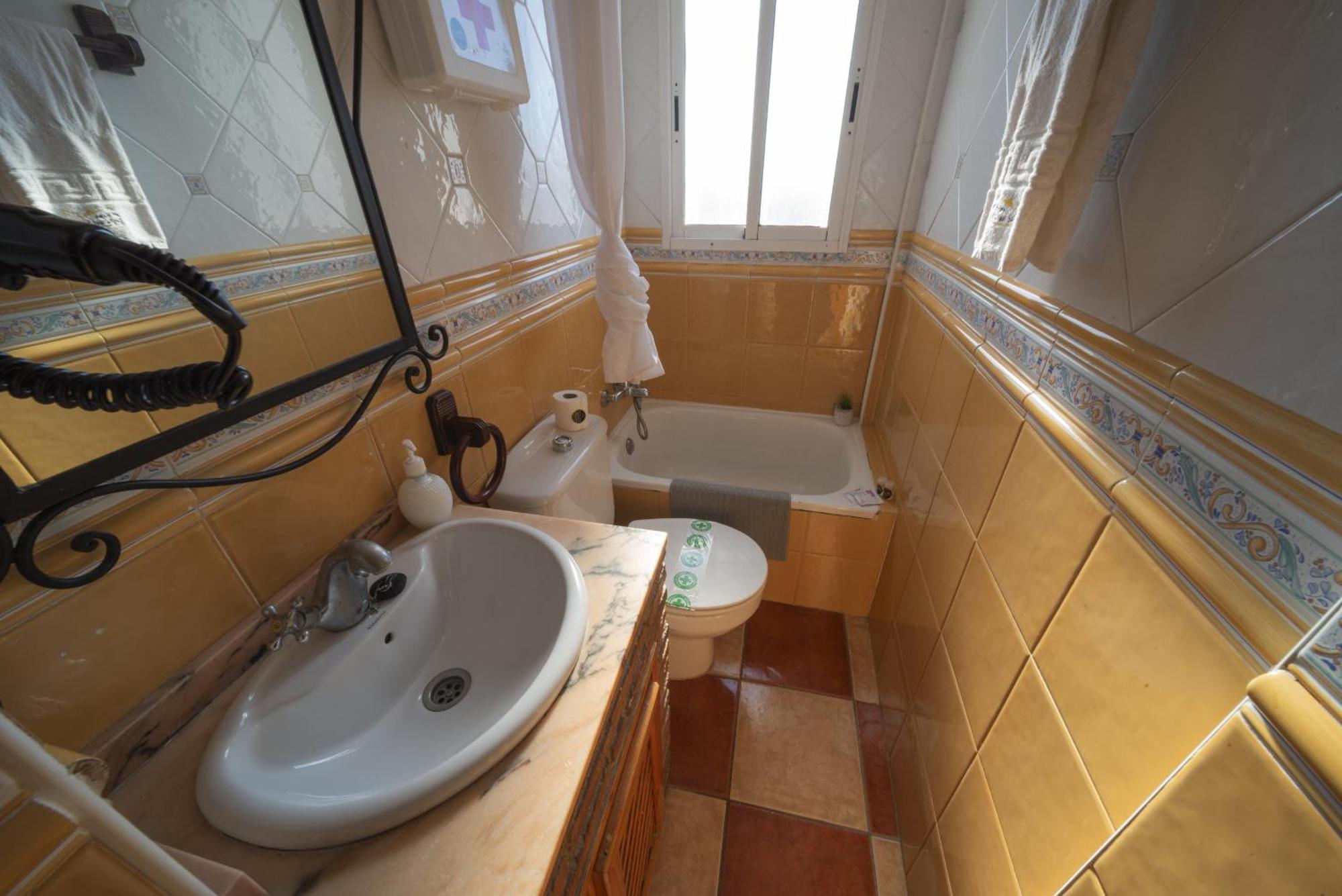 Atico Jimena Granada En El Centro De Nerja Appartement Kamer foto