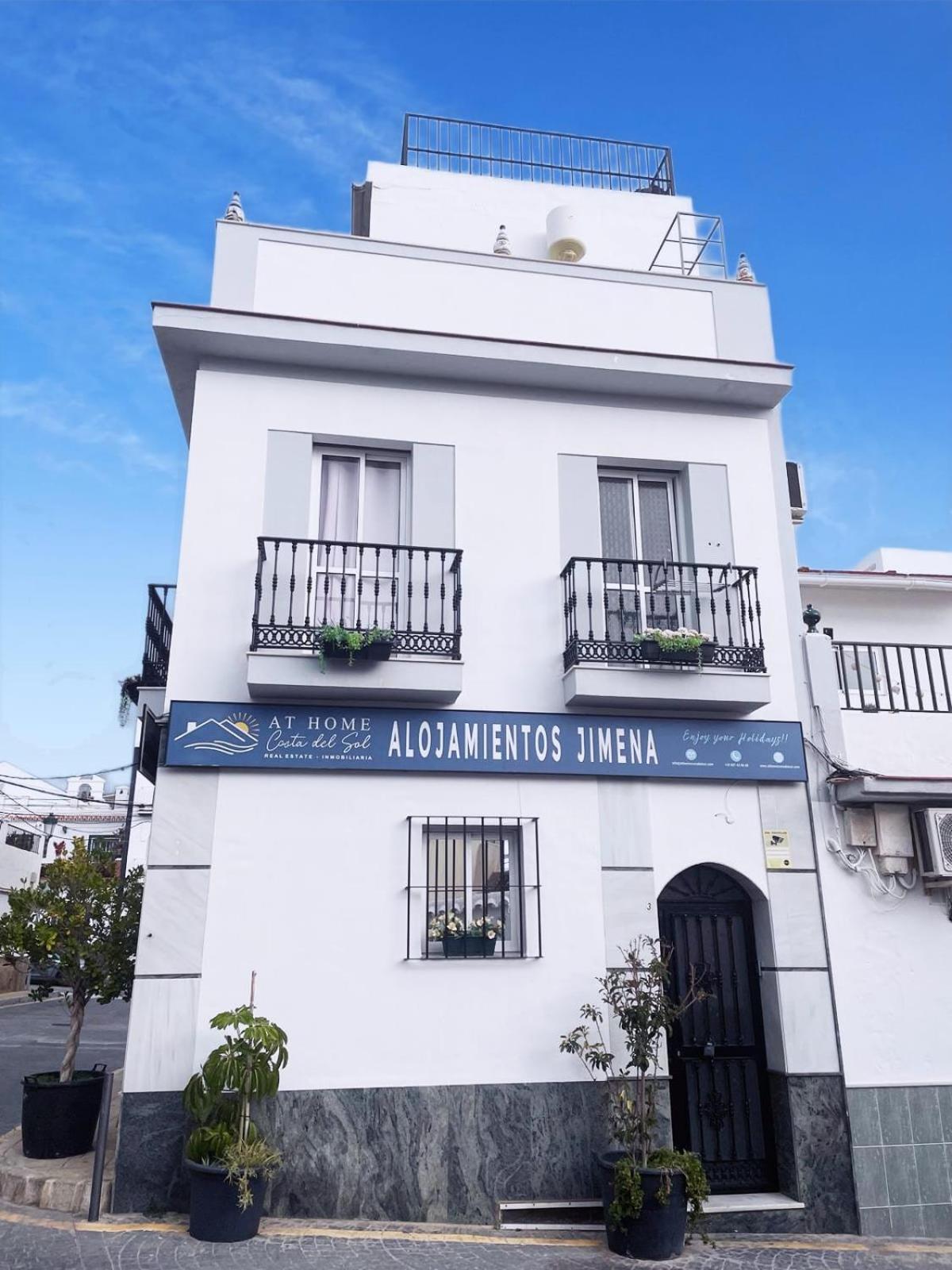 Atico Jimena Granada En El Centro De Nerja Appartement Buitenkant foto